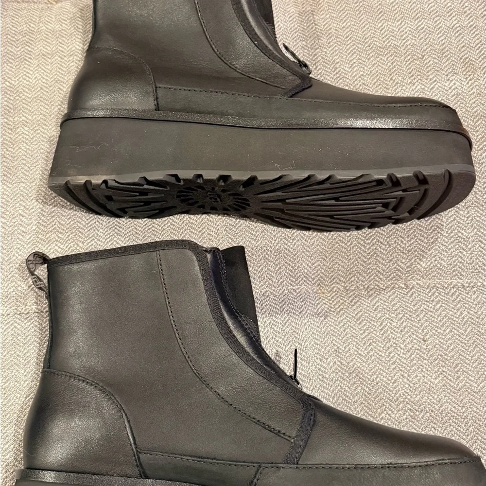 UGG Women's Black Platform Boots - Picture 6 of 16